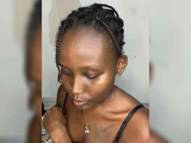 Richgirllover1 webcam