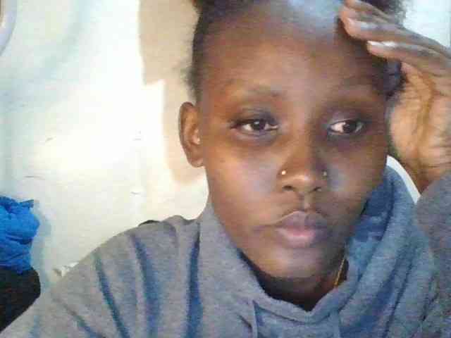 Richgirllover1 webcam