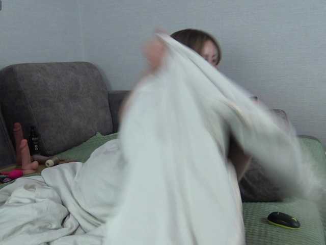 AngelAnna's BongaCams show and profile