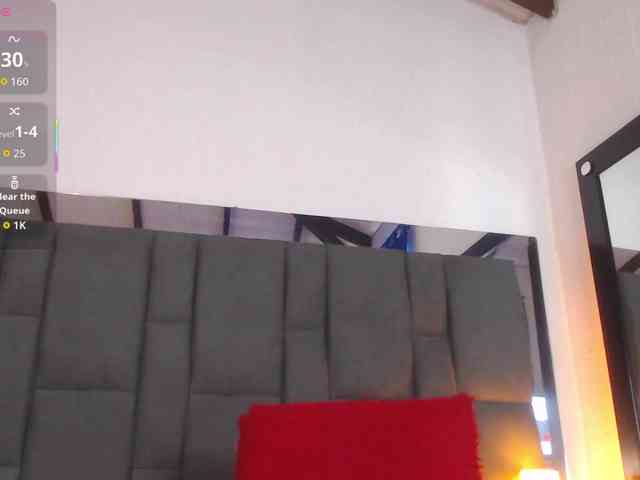 SelenaBigboobs webcam