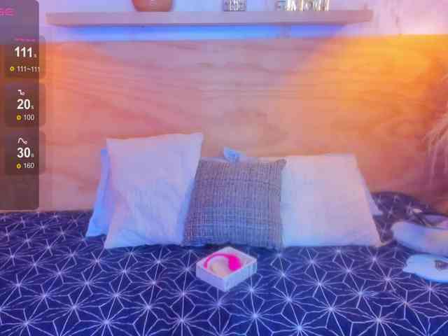 SamanthaKiss SamanthaKiss