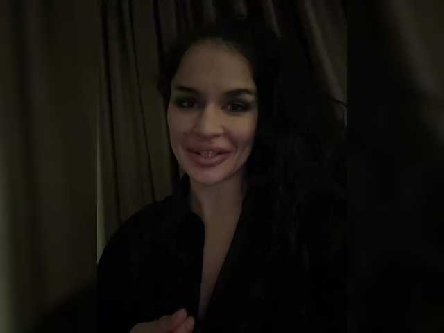 NotBellucci's BongaCams show and profile