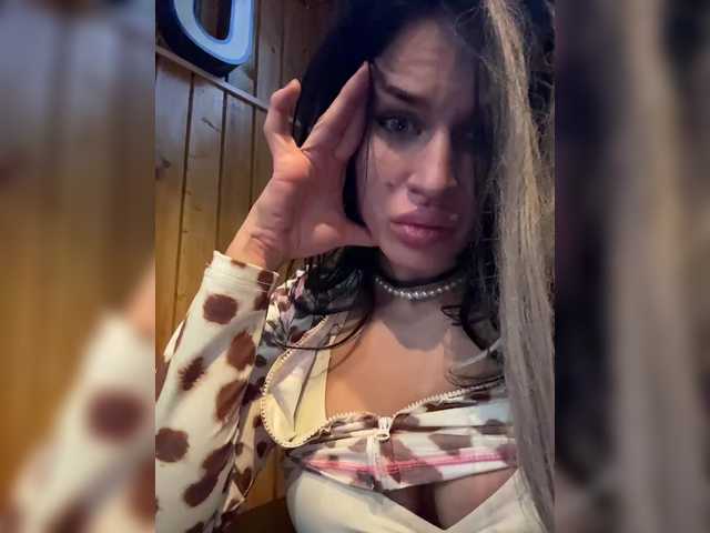 NotBellucci webcam stream