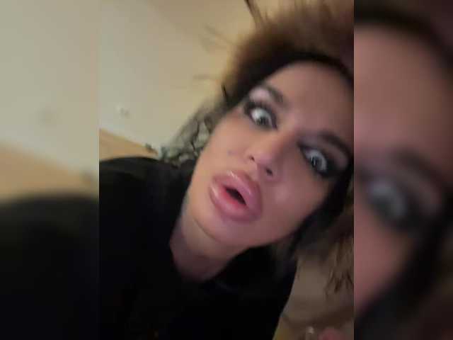 NotBellucci's BongaCams show and profile