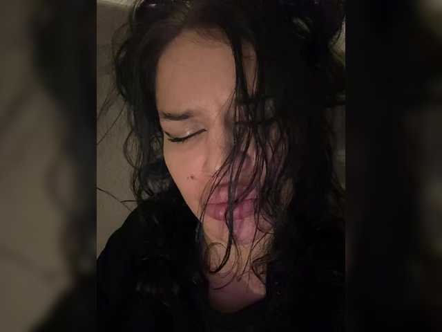 NotBellucci's BongaCams show and profile