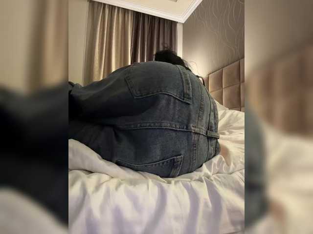 NotBellucci's BongaCams show and profile