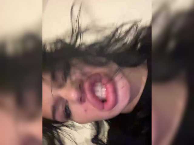 NotBellucci's BongaCams show and profile