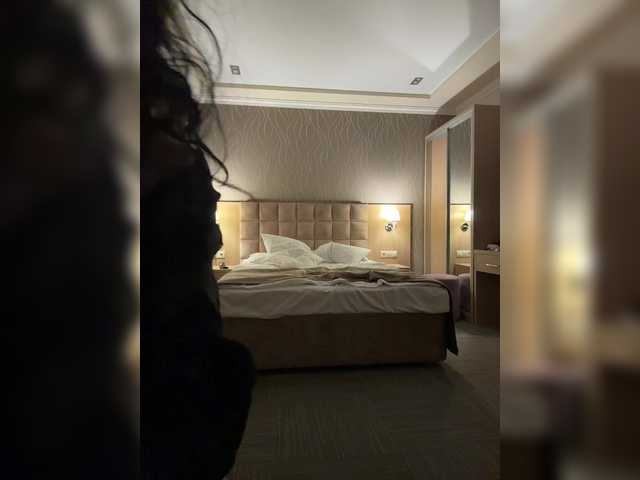 в попе у NotBellucci