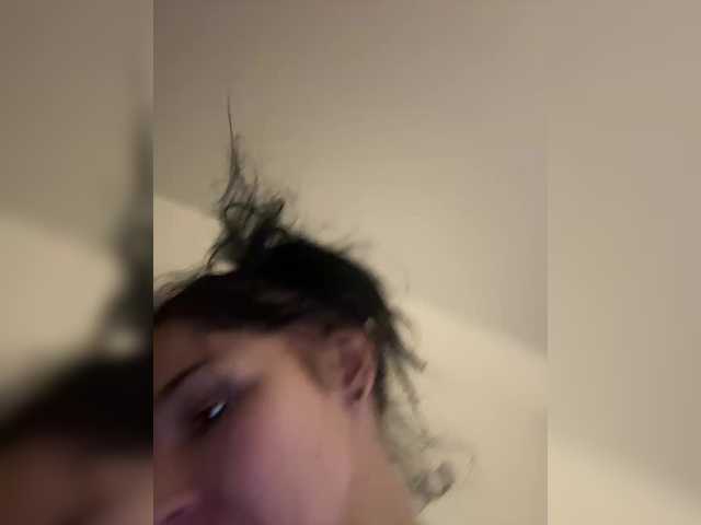 NotBellucci's BongaCams show and profile