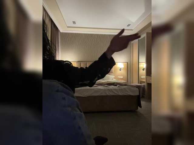 NotBellucci's BongaCams show and profile