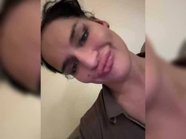 стрип от NotBellucci