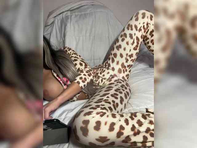 NotBellucci NotBellucci