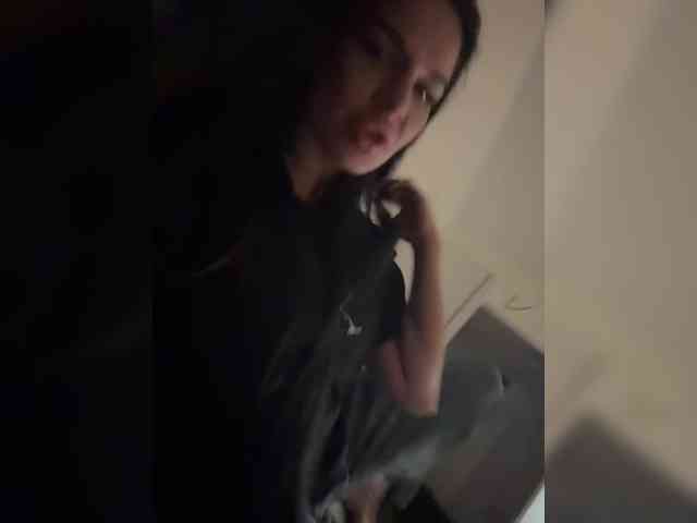 NotBellucci NotBellucci