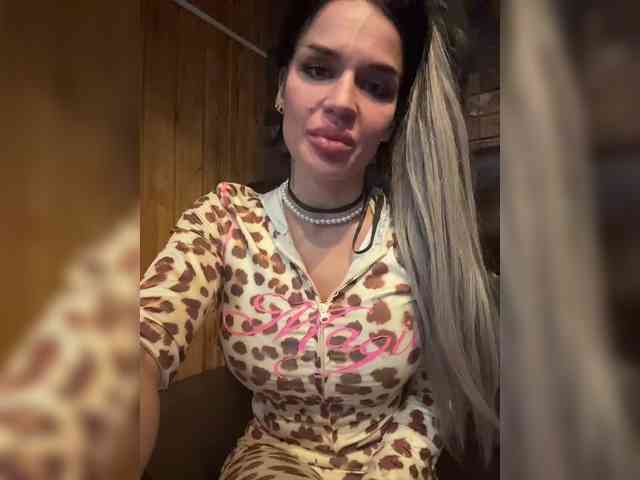 NotBellucci NotBellucci