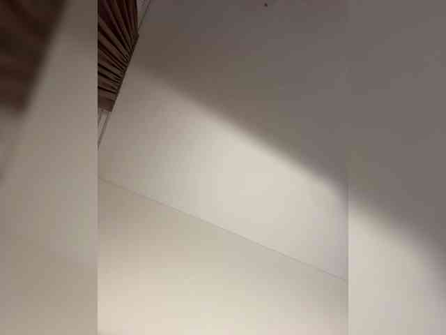 NotBellucci NotBellucci