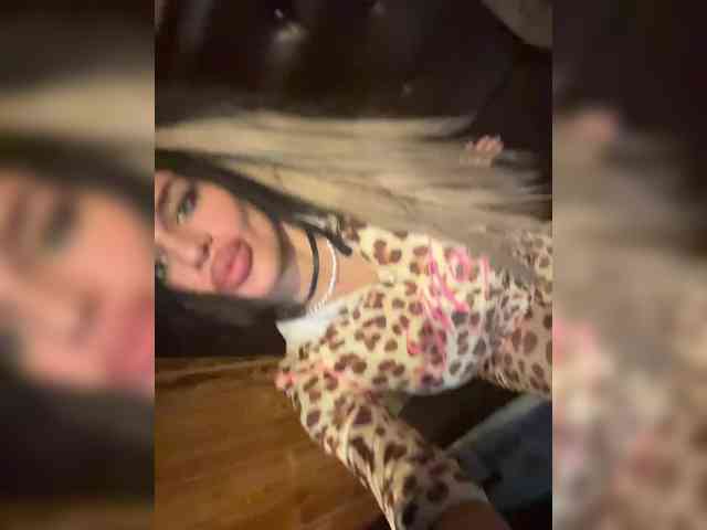 NotBellucci NotBellucci