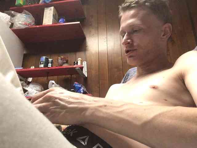 kennybombsly008a kennybombsly008a