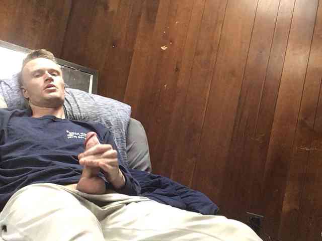 kennybombsly008a kennybombsly008a