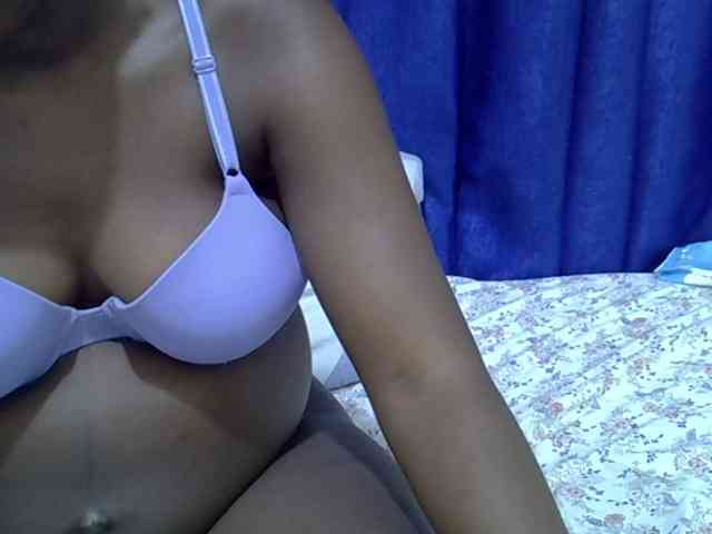 Sweet-0012 webcam