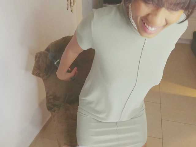 Therainqueen – webcam model profile photo