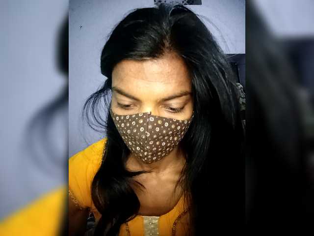 Indian000's BongaCams show and profile