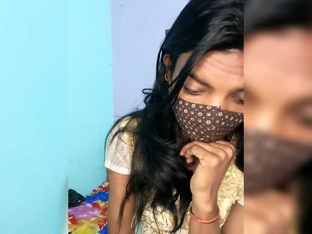 Indian000's BongaCams show and profile