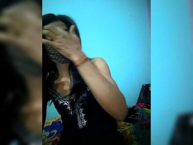 Indian000's BongaCams show and profile