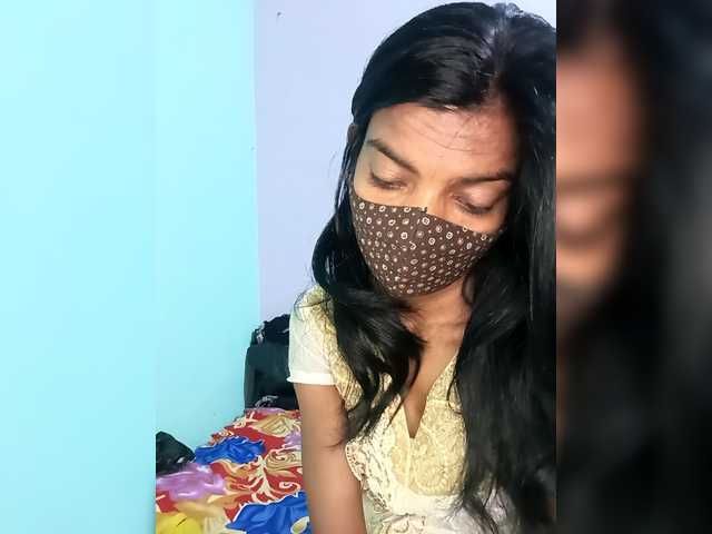 Indian000's BongaCams show and profile