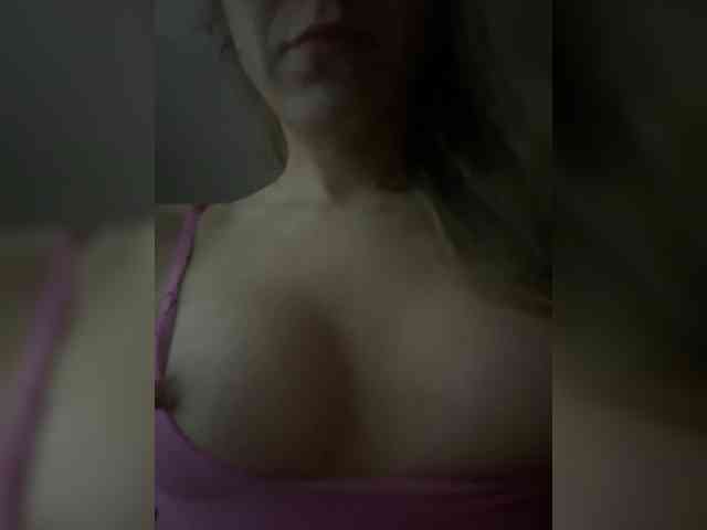 Lina-Alina250898 webcam