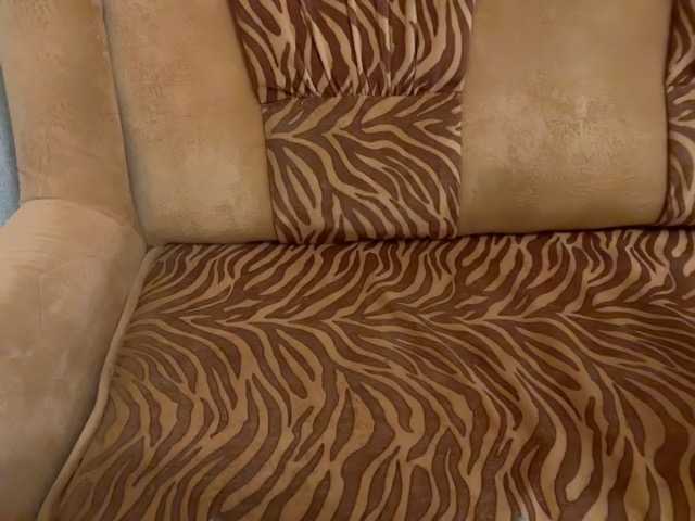 Alissared81's BongaCams show and profile