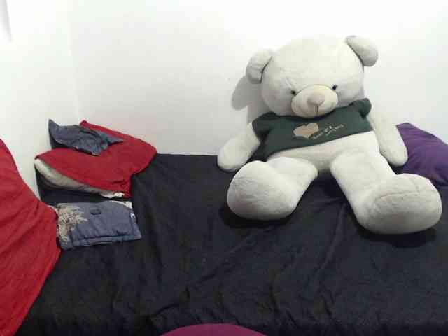 RoussFox Live Webcam on BongaCams