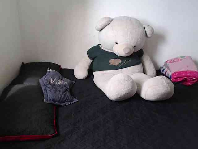 RoussFox Live Webcam on BongaCams