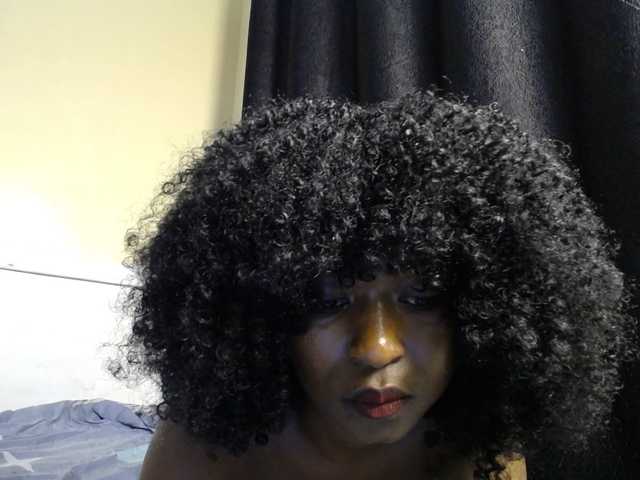 Honeytap7's BongaCams show and profile