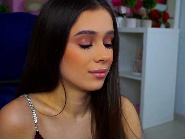 AvaSolis's BongaCams show and profile