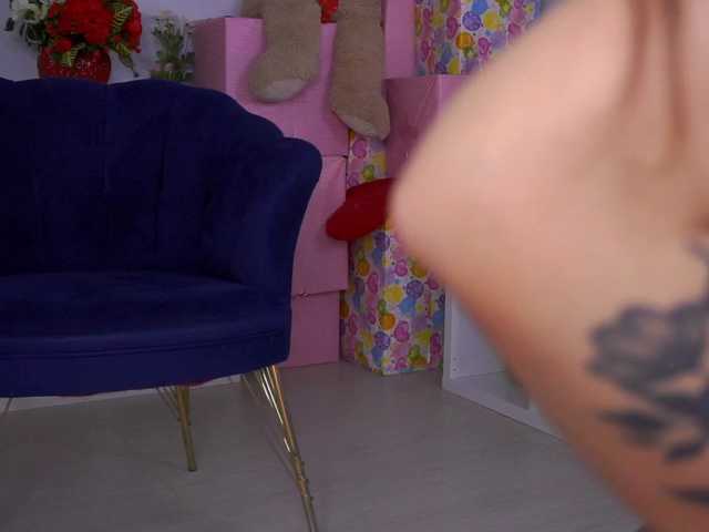 AvaSolis's BongaCams show and profile