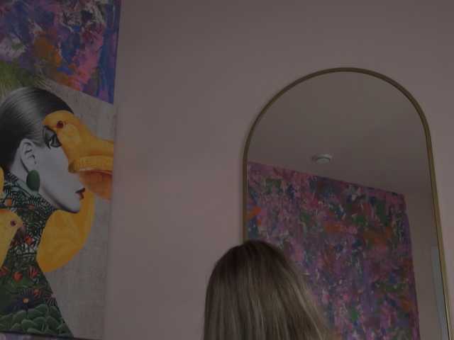 AvaSolis's BongaCams show and profile