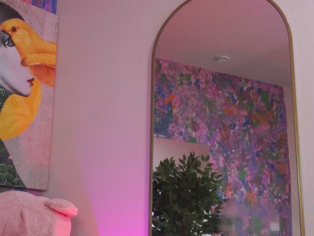 AvaSolis's BongaCams show and profile