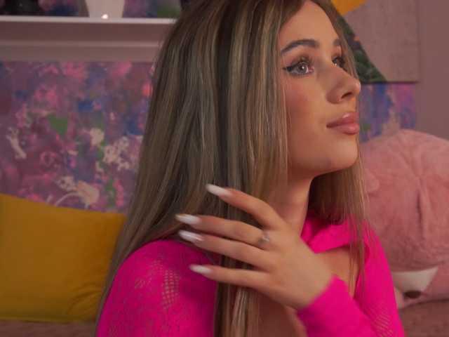 AvaSolis's BongaCams show and profile