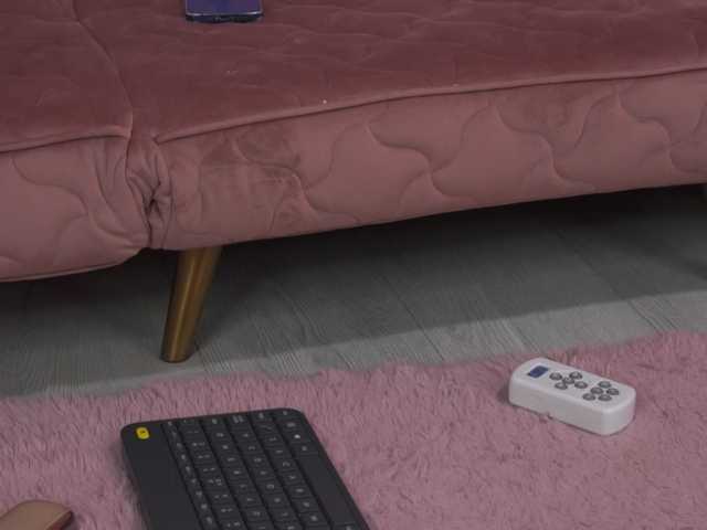 AvaSolis's BongaCams show and profile