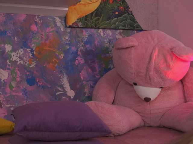 AvaSolis's BongaCams show and profile