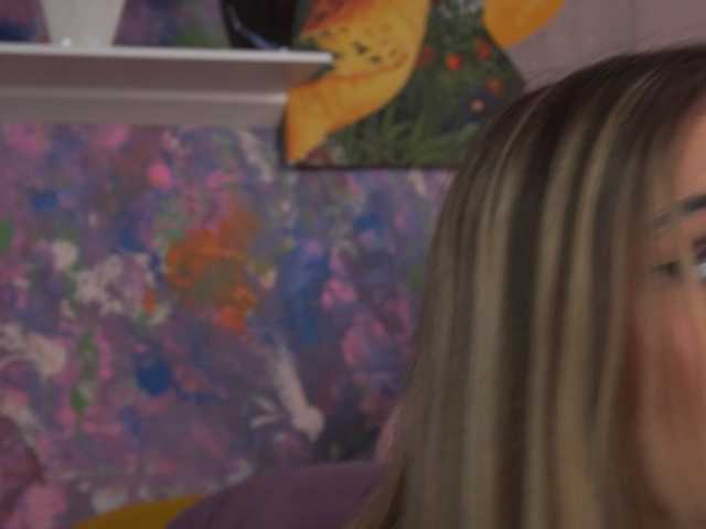 AvaSolis's BongaCams show and profile