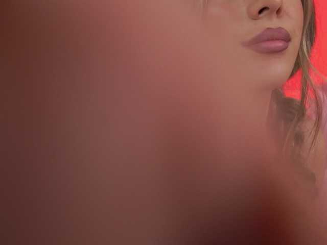 AvaSolis's BongaCams show and profile