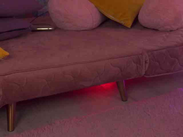 AvaSolis Live Webcam on BongaCams