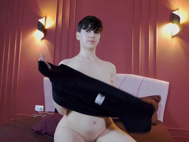 ravenryx's BongaCams show and profile