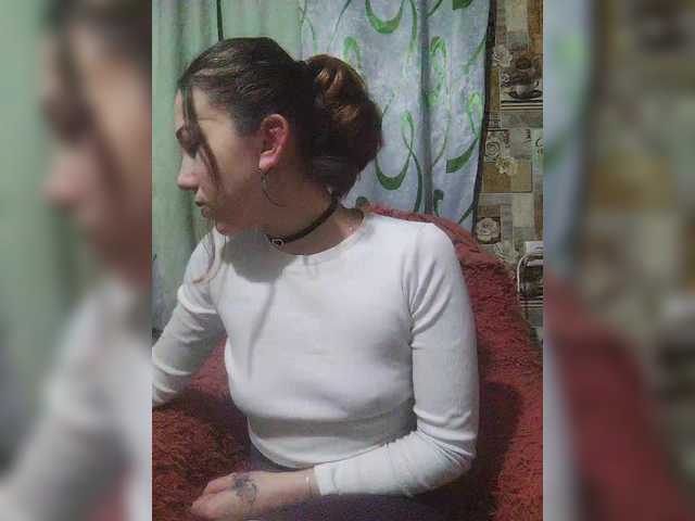 Anastasia13 – webcam model profile photo