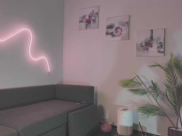 Monicami's BongaCams show and profile