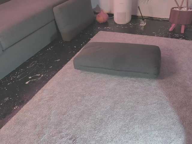 Monicami's BongaCams show and profile