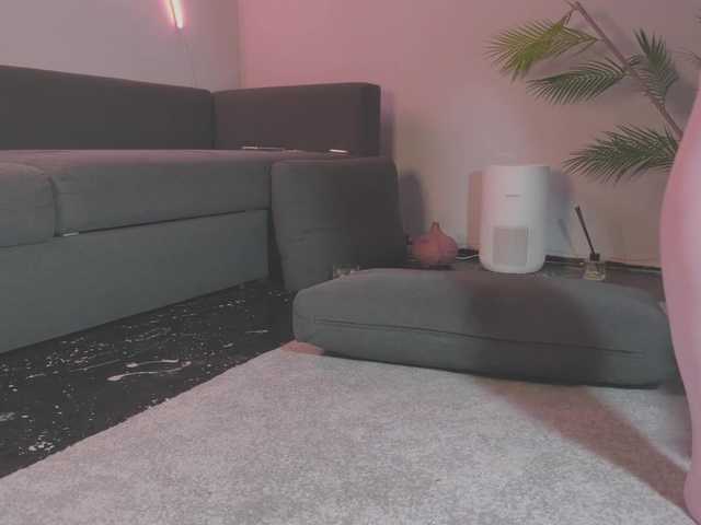 Monicami's BongaCams show and profile