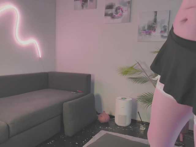 Monicami's BongaCams show and profile