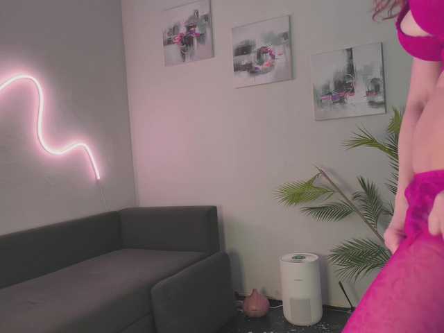 Monicami's BongaCams show and profile